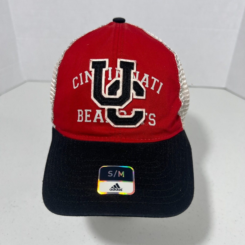 Adidas Mens‎ S/M Red White Cincinnati Bearcats College Vault Hat NWOT